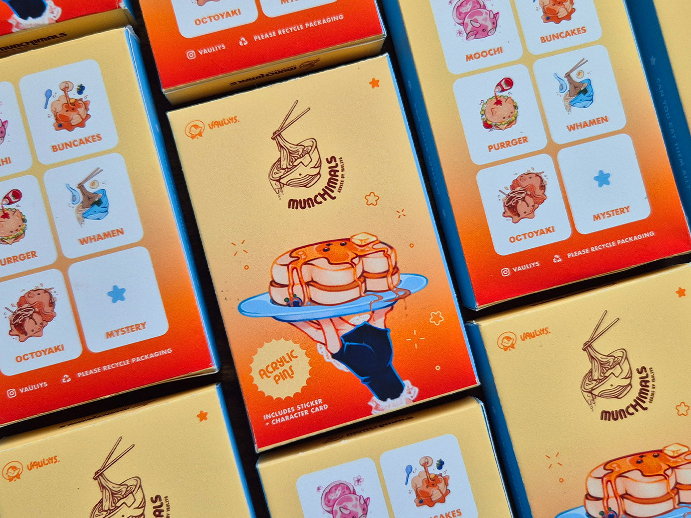 Munchimals: Pin & Sticker Blind Box